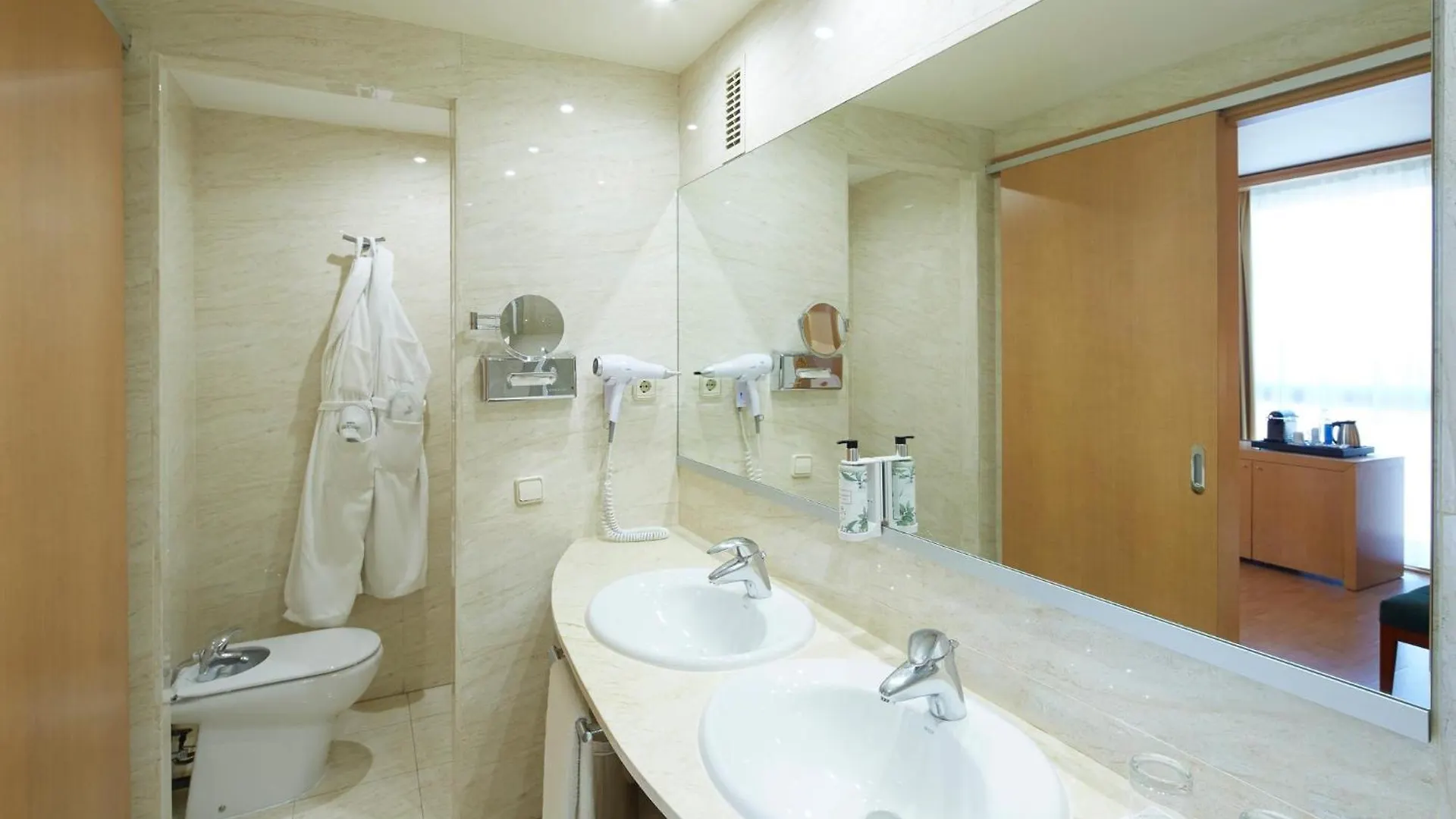 Hotel Sercotel Porta Barcelona Sant Just Desvern