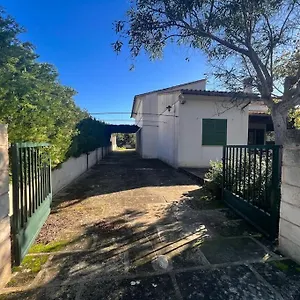 Сasa de vacaciones Chalet Con Piscina